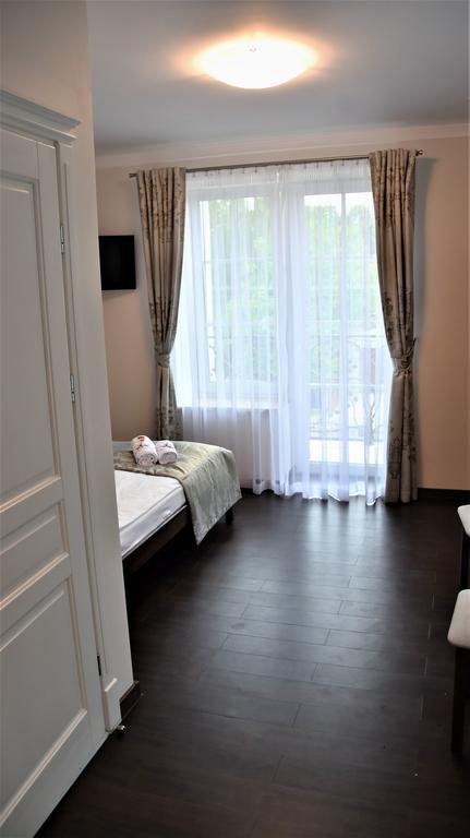 Willa Rozana - Apartamenty I Pokoje Goscinne Sandomierz Ngoại thất bức ảnh