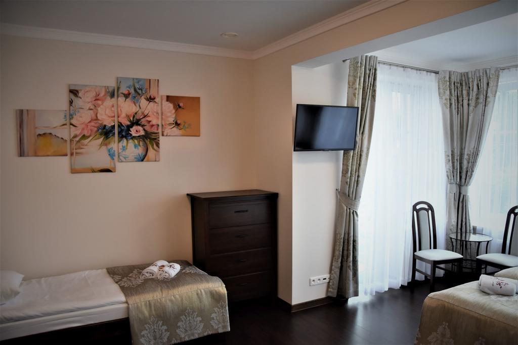 Willa Rozana - Apartamenty I Pokoje Goscinne Sandomierz Ngoại thất bức ảnh