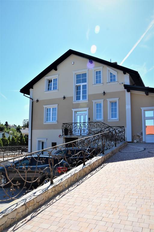 Willa Rozana - Apartamenty I Pokoje Goscinne Sandomierz Ngoại thất bức ảnh