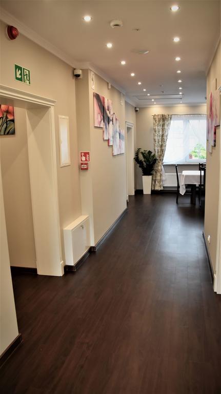 Willa Rozana - Apartamenty I Pokoje Goscinne Sandomierz Ngoại thất bức ảnh