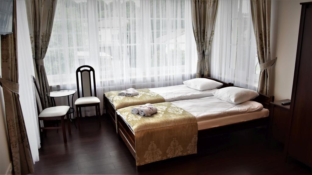 Willa Rozana - Apartamenty I Pokoje Goscinne Sandomierz Ngoại thất bức ảnh