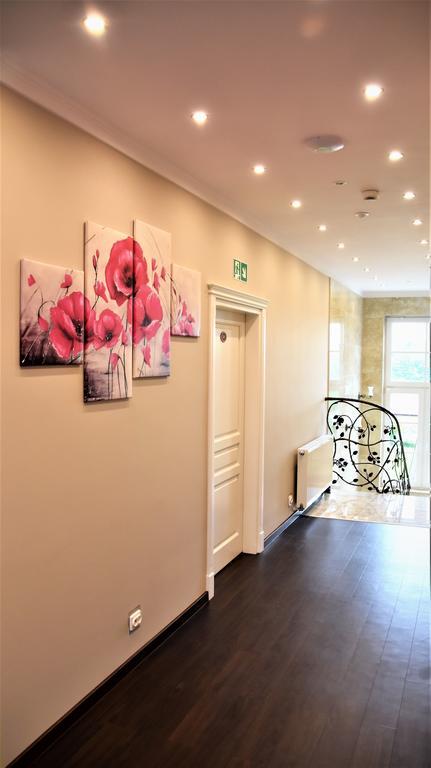 Willa Rozana - Apartamenty I Pokoje Goscinne Sandomierz Ngoại thất bức ảnh